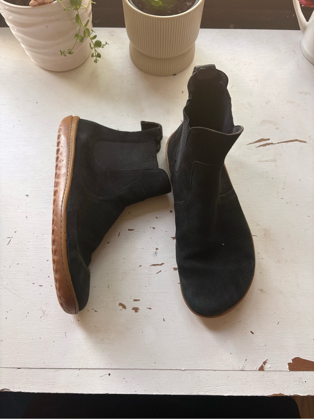 Vivo barefoot Fulham boot in black suede